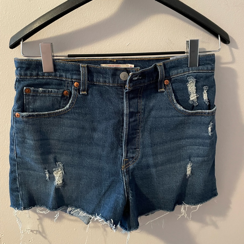 Levis Rib Cage Shorts